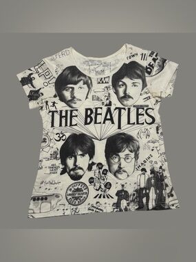 Vintage Y2K The Beatles All Over Print Graphic Tee